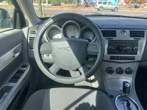 Used 2008 Chrysler Sebring Touring image 14