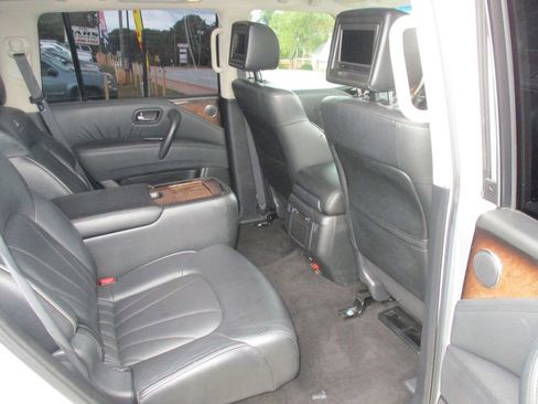 Used 2012 INFINITI QX56 4WD w/ Deluxe Touring Pkg image 14