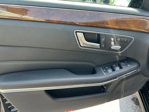Used 2014 Mercedes-Benz E 350 Sedan image 8