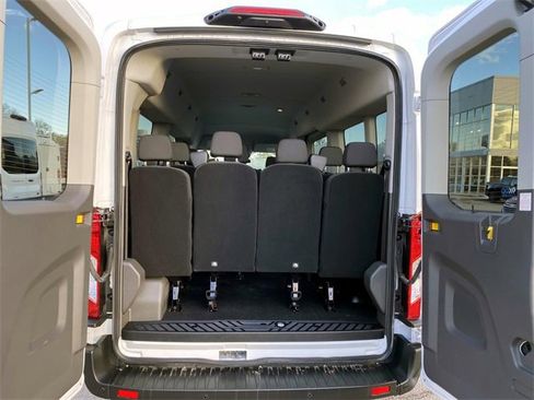 Used 2022 Ford Transit 350 XLT image 6