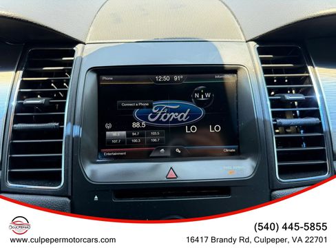Used 2015 Ford Taurus SEL w/ Equipment Group 201A FWD image 21