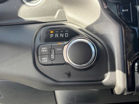 Used 2024 RAM 2500 Big Horn w/ Night Edition image 21