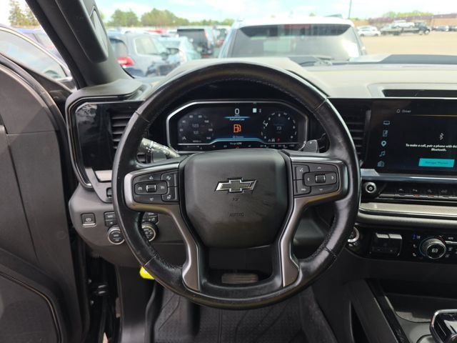 Used 2022 Chevrolet Silverado 1500 ZR2 w/ Technology Package AWD/4WD image 8
