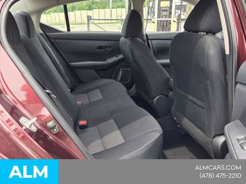 Used 2024 Nissan Sentra SV FWD image 17
