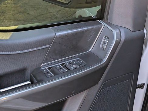 Certified 2022 Ford F150 XLT w/ Equipment Group 302A High image 17