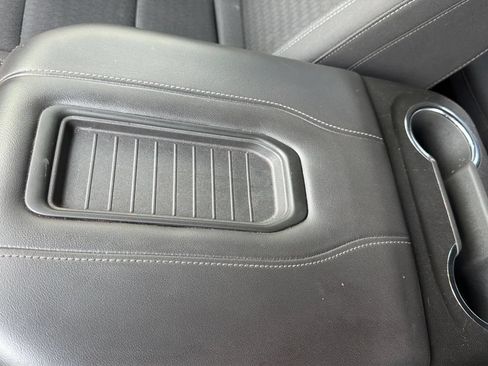 Used 2021 Chevrolet Tahoe LS RWD image 17