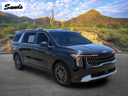 Certified 2025 Kia Carnival EX FWD image 1