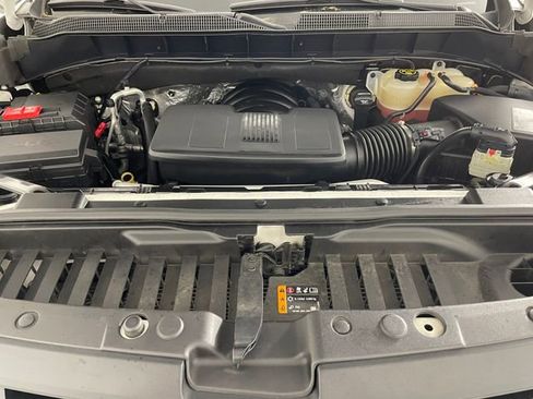 Used 2019 Chevrolet Silverado 1500 RST AWD/4WD image 21