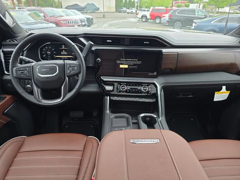 New 2026 GMC Sierra 3500 Denali Ultimate AWD/4WD image 13