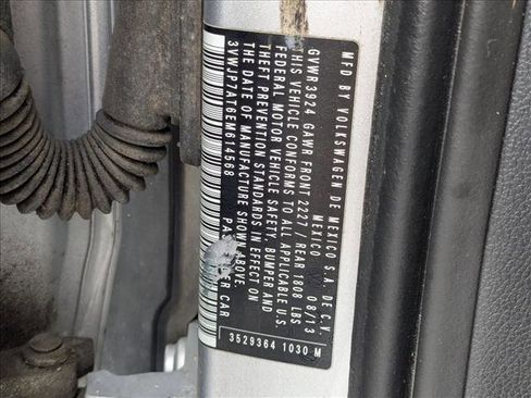 Used 2014 Volkswagen Beetle 2.5 image 22