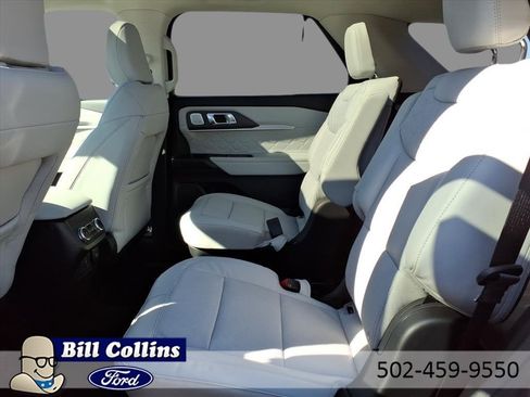New 2026 Ford Explorer Platinum w/ LUX Leather Package image 4