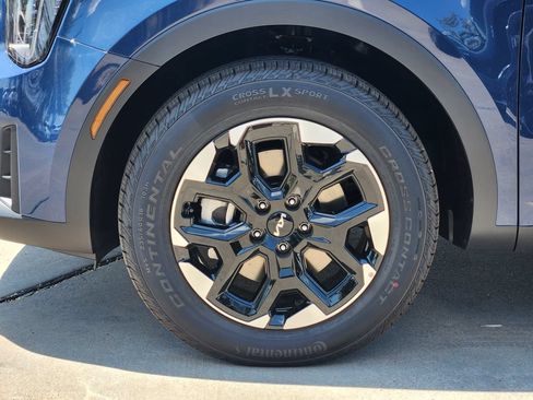 New 2026 Kia Sorento S w/ S Panoramic Sunroof Package FWD image 8