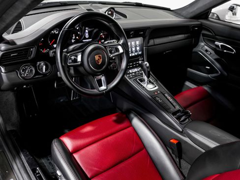 Used 2018 Porsche 911 Carrera GTS image 9