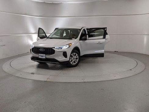 New 2026 Ford Escape Active image 12