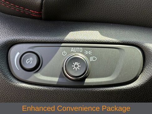 Used 2021 Chevrolet Blazer RS w/ Enhanced Convenience Package FWD image 5