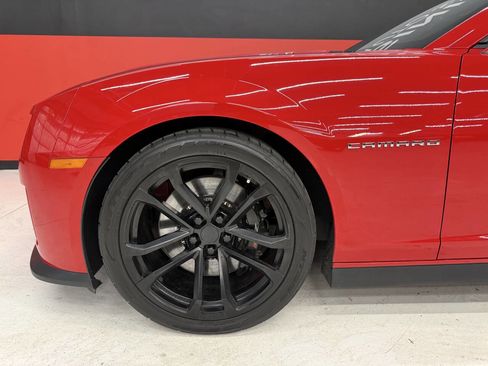 Used 2015 Chevrolet Camaro ZL1 RWD image 12