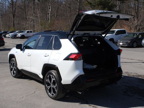 Used 2023 Toyota RAV4 XSE w/ Weather Package image 7