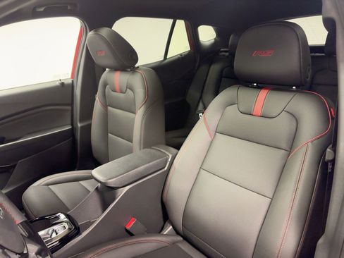 New 2026 Chevrolet Trax RS w/ Sunroof Package image 23