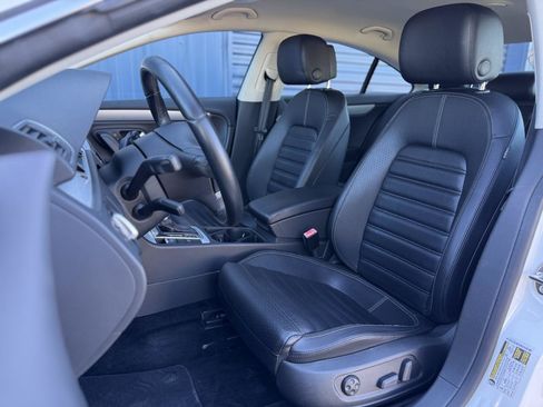 Used 2013 Volkswagen CC Sport FWD image 11