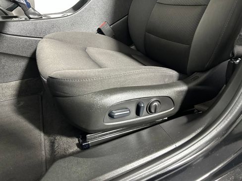 Used 2024 Chevrolet Malibu LT FWD image 11