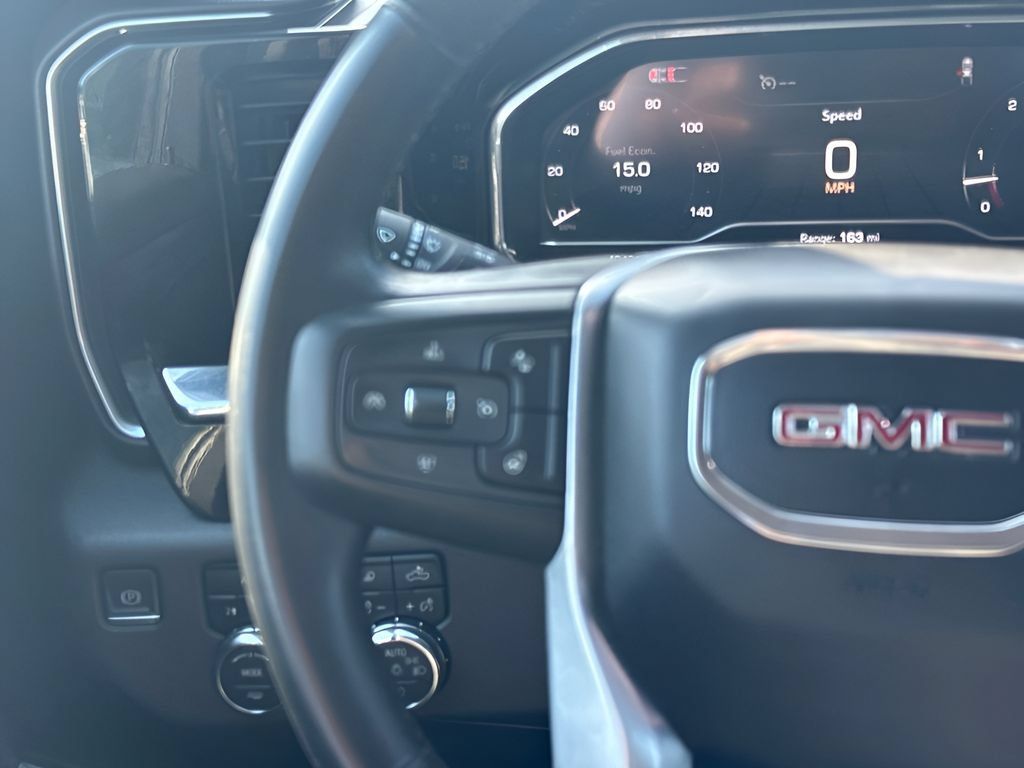 Used 2024 GMC Sierra 1500 SLT AWD/4WD image 10