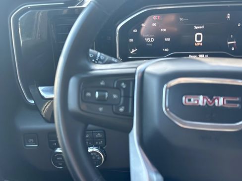 Used 2024 GMC Sierra 1500 SLT AWD/4WD image 10