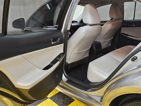 Used 2014 Lexus IS 250 image 15