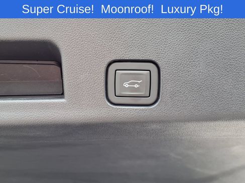 Used 2024 GMC Acadia AT4 w/ Super Cruise Package AWD/4WD image 18