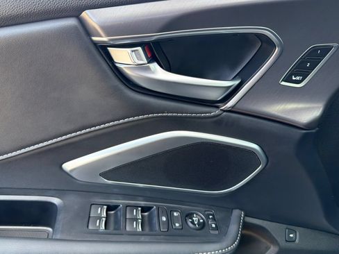 Certified 2025 Acura RDX SH-AWD image 11