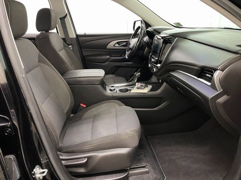 Certified 2018 Chevrolet Traverse LT image 35