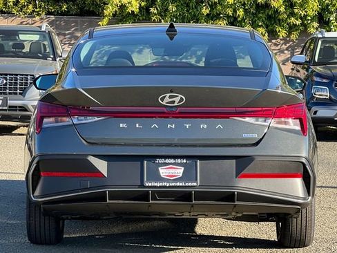 New 2026 Hyundai Elantra Blue image 6