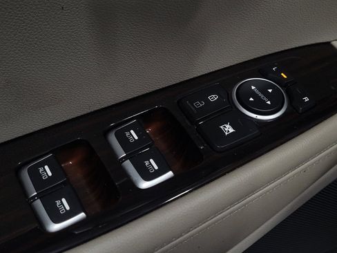 Used 2020 Kia Sorento S AWD/4WD image 27