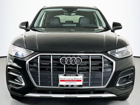 Used 2023 Audi Q5 2.0T Premium w/ Convenience Package image 2
