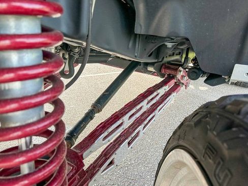 Used 2022 Ford F450 Platinum w/ FX4 Off-Road Package image 15