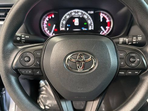 Certified 2025 Toyota RAV4 XLE w/ Convenience Package FWD image 25