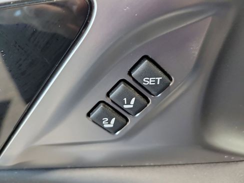 Used 2021 Subaru Outback Limited w/ Popular Package #2 AWD/4WD image 35