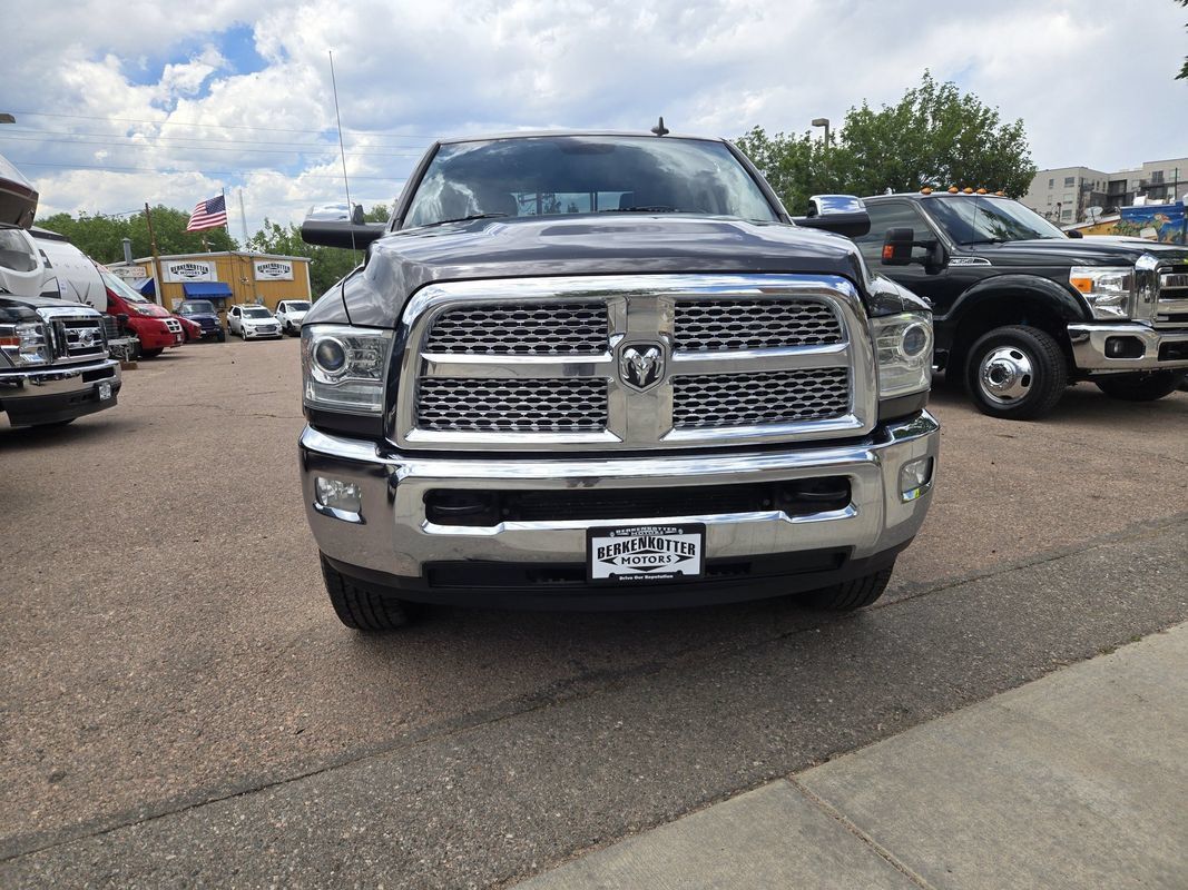 Used 2014 RAM 2500 Laramie w/ Cold Weather Group AWD/4WD image 3