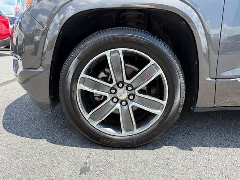 Used 2019 GMC Acadia Denali w/ Technology Package FWD image 45