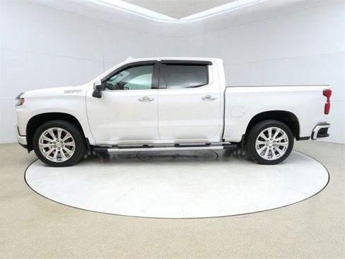 Used 2019 Chevrolet Silverado 1500 High Country image 4