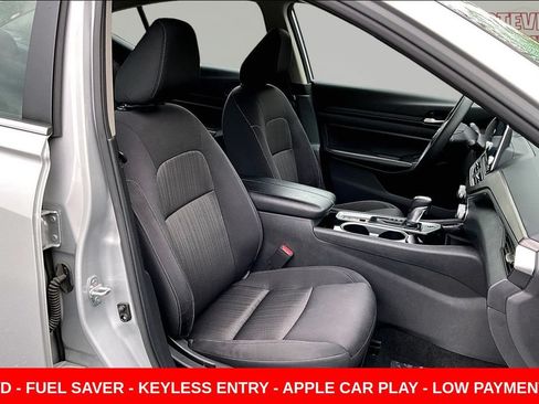 Used 2024 Nissan Altima 2.5 SV AWD/4WD image 26