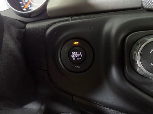Used 2021 Jeep Wrangler Unlimited Sport AWD/4WD image 22
