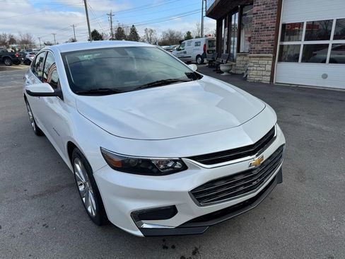 Used 2018 Chevrolet Malibu Premier image 19