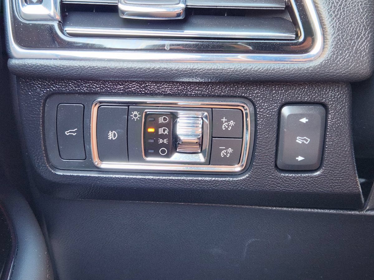 Used 2022 Lincoln Navigator Reserve AWD/4WD image 38
