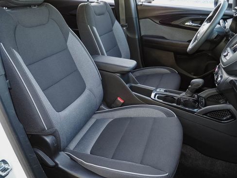 Certified 2023 Chevrolet TrailBlazer LT w/ LPO, Blackout Package FWD image 18