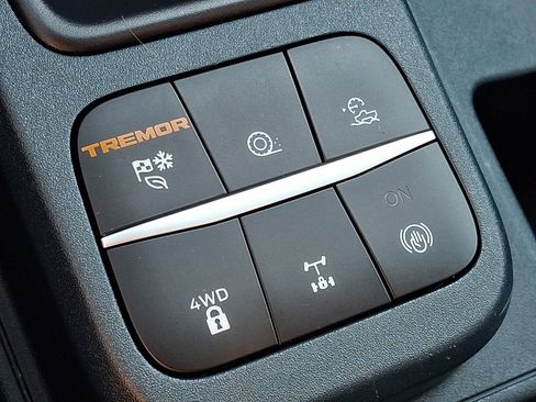Used 2024 Ford Maverick Tremor w/ Tremor Off-Road Package AWD/4WD image 24