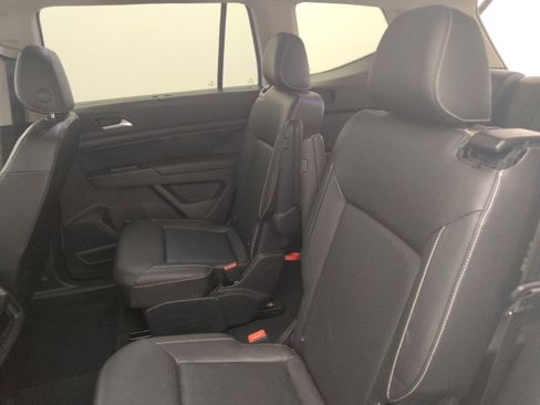 Used 2021 Volkswagen Atlas SEL AWD/4WD image 18
