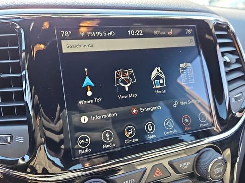 Used 2019 Jeep Grand Cherokee Limited image 15