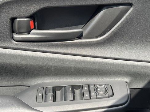 New 2026 Toyota Prius LE image 21