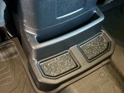 Used 2023 Jeep Wrangler Unlimited w/ Cold Weather Group AWD/4WD image 29