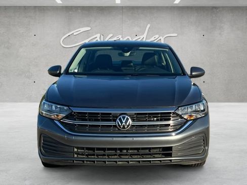 Used 2024 Volkswagen Jetta SE FWD image 18